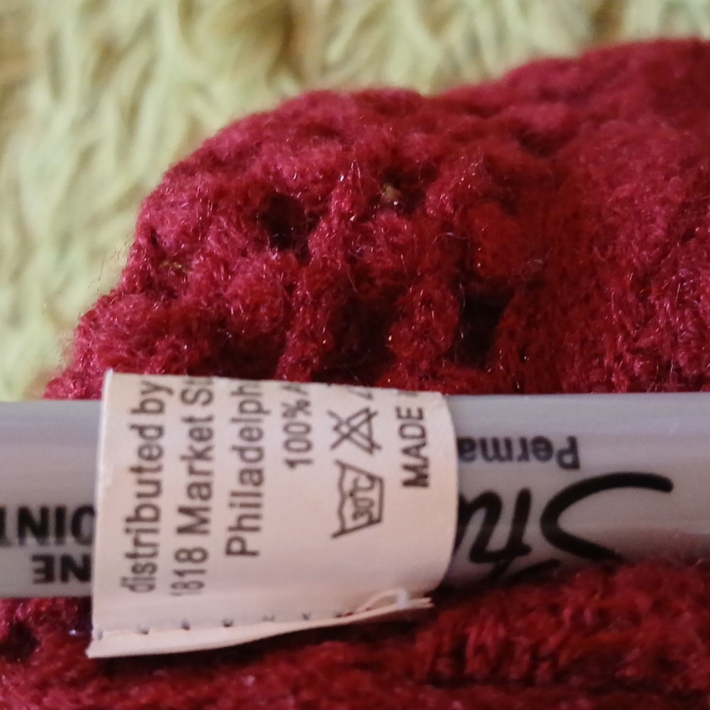 Handmade Red Knitted Infinity Scarf OS - Picture 3 of 5